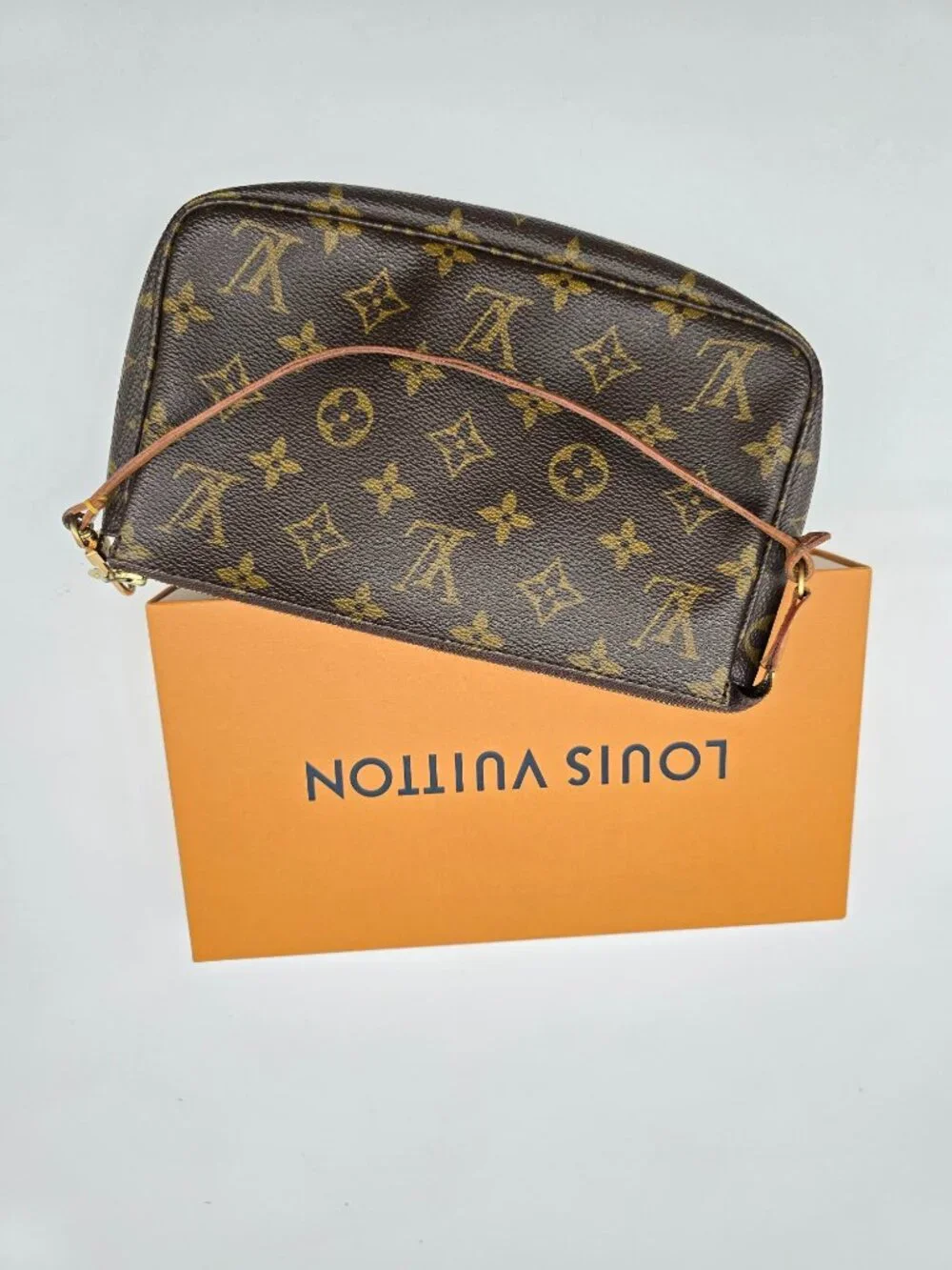 Authentic Louis Vuitton Pochette Accessoires Monogram Canvas Shoulder Bag